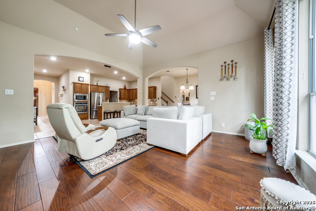 Image 13 of 39 For 62 Sable Heights