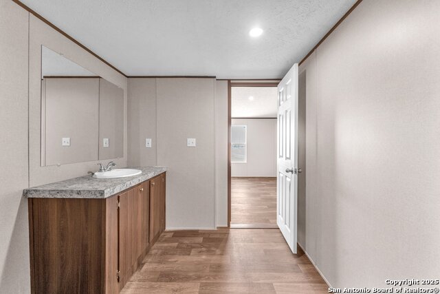 Listing photo id 16 for 160 County Road 325