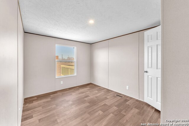 Listing photo id 22 for 160 County Road 325