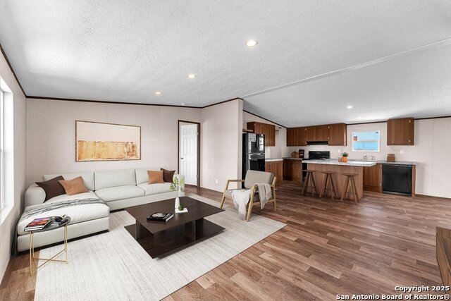 Listing photo id 1 for 160 County Road 325