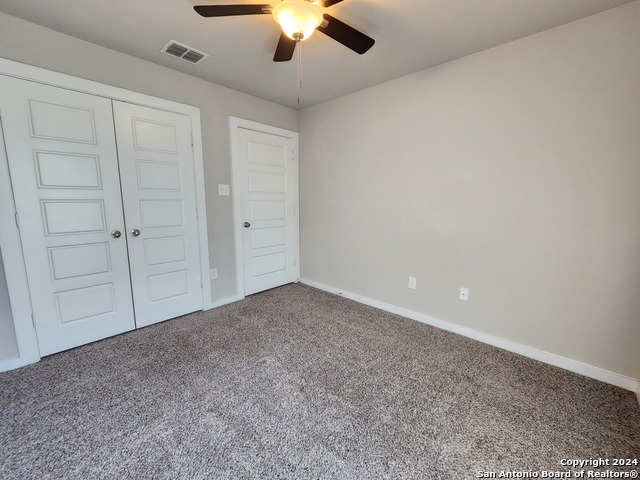 Image 13 of 19 For 565 Creekside Frst