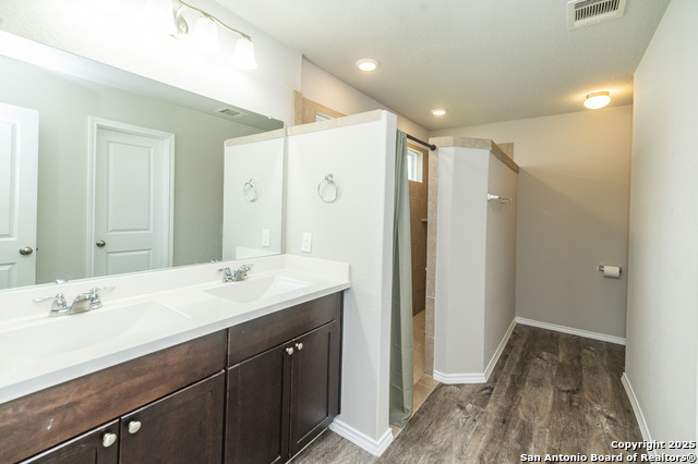 Image 18 of 35 For 8435 Cassia Cove