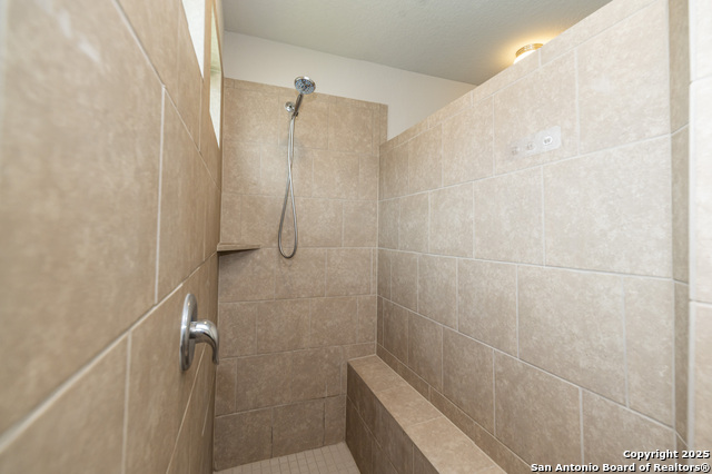 Image 19 of 35 For 8435 Cassia Cove