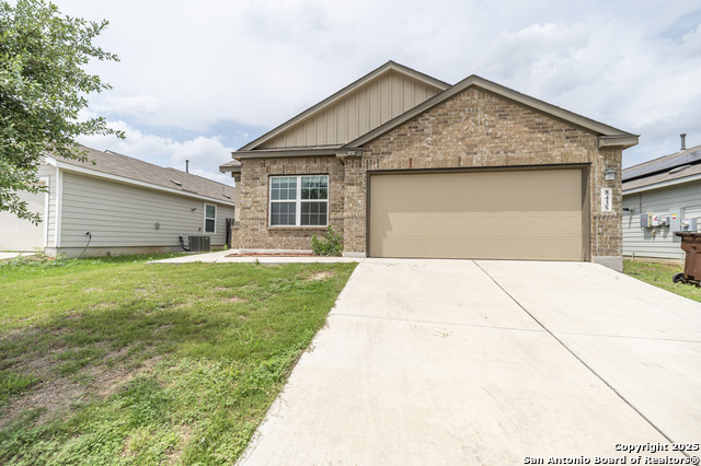 Image 2 of 35 For 8435 Cassia Cove
