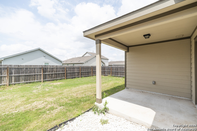 Image 32 of 35 For 8435 Cassia Cove