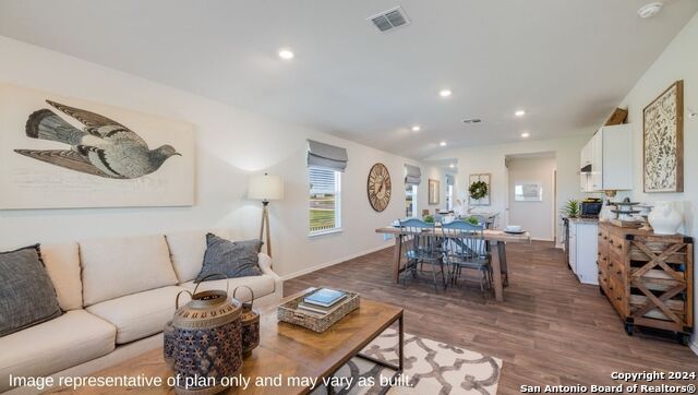 Image 11 of 30 For 3052 Lindenwood Way