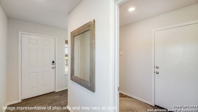 Image 3 of 30 For 3052 Lindenwood Way