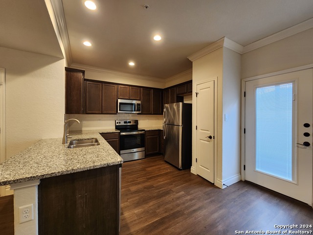 Image 9 of 22 For 348 Untermaier