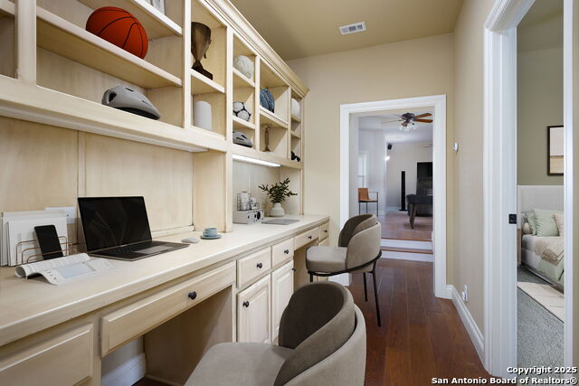 Image 21 of 37 For 2330 Sawgrass Rdg