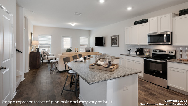 Listing photo id 1 for 14602 Clay Ridge Run