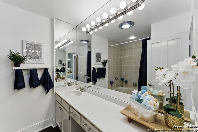 Image 18 of 45 For 4001 New Braunfels Avenue N # 606