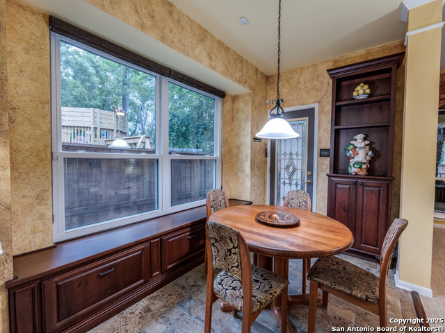 Image 10 of 33 For 2015 Flint Oak