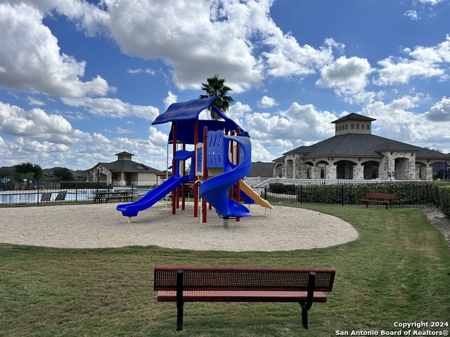 Image 41 of 42 For 8935 Audubon Park