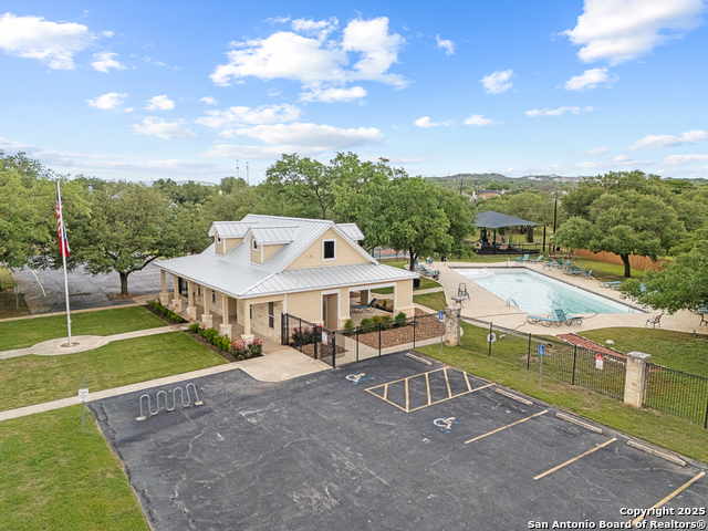 Listing photo id 34 for 23806 Calico Chase