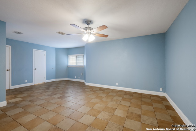 Listing photo id 8 for 2614 Johnson Grass