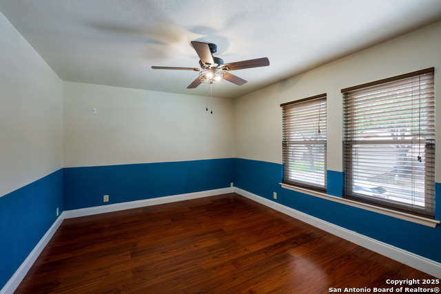 Listing photo id 11 for 2614 Johnson Grass
