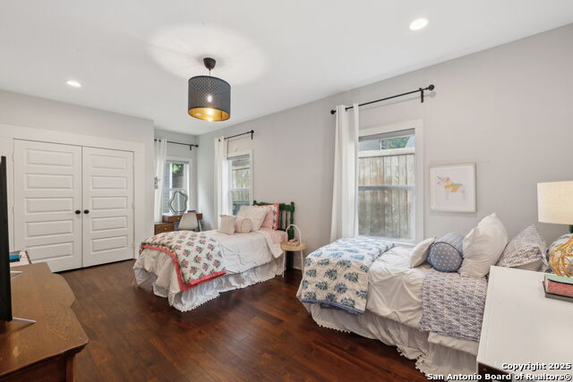 Image 17 of 31 For 118 Routt St