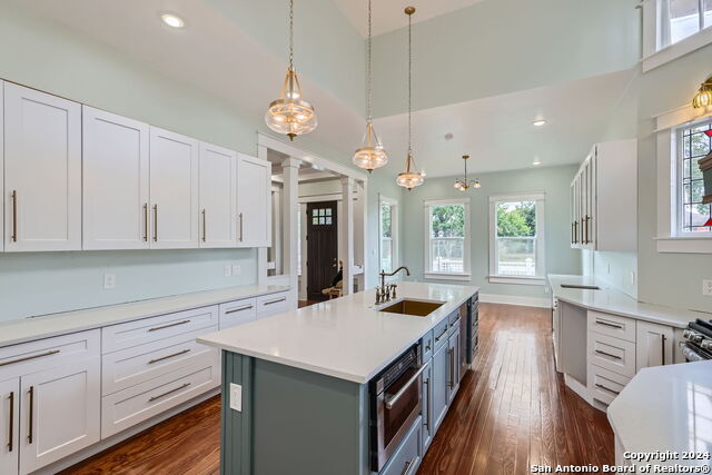 Image 16 of 45 For 515 Highland Blvd W
