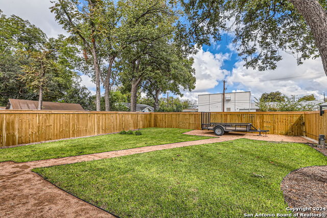 Image 30 of 45 For 515 Highland Blvd W
