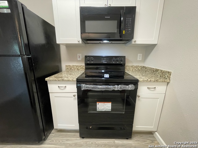 Image 10 of 35 For 7702 Heathridge