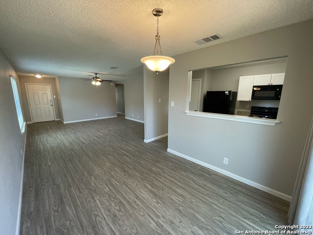 Image 13 of 35 For 7702 Heathridge
