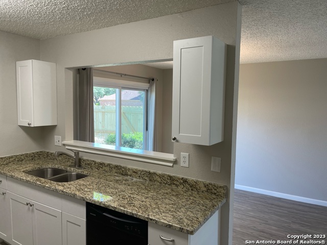 Image 6 of 35 For 7702 Heathridge