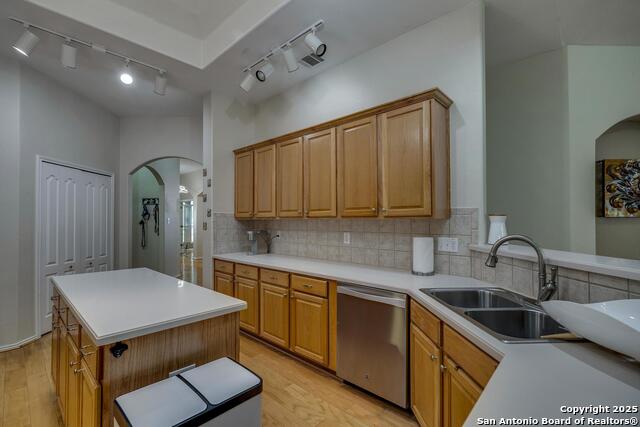 Image 13 of 30 For 18719 Rogers Pass