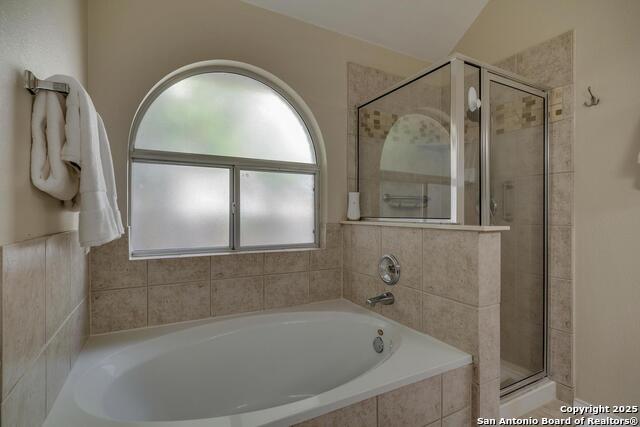 Image 20 of 30 For 18719 Rogers Pass