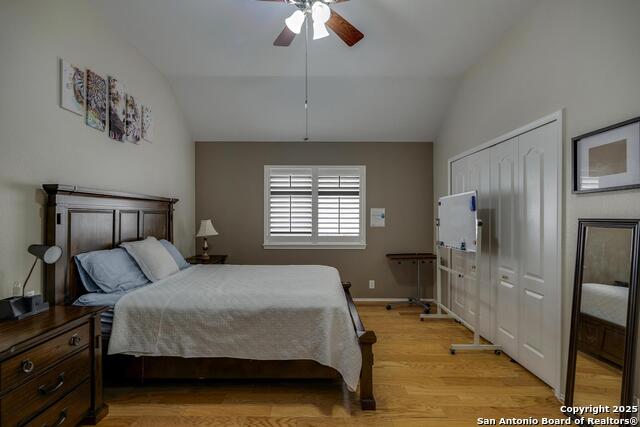 Image 21 of 30 For 18719 Rogers Pass