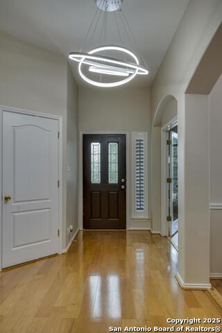 Image 4 of 30 For 18719 Rogers Pass