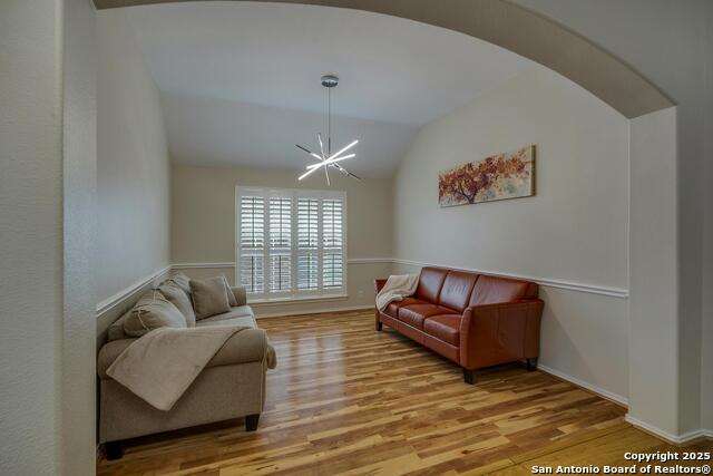 Image 8 of 30 For 18719 Rogers Pass