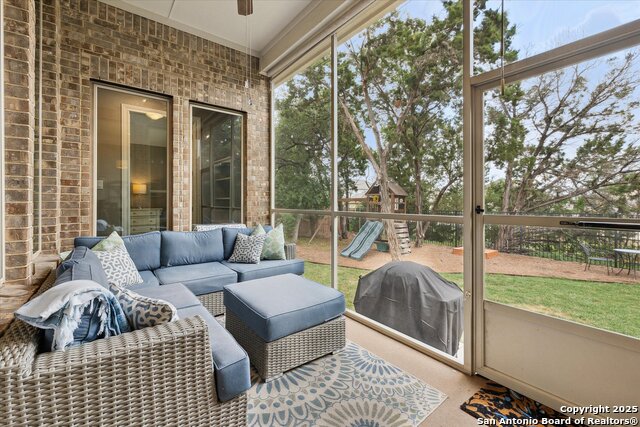 Image 42 of 47 For 3919 Monteverde Way