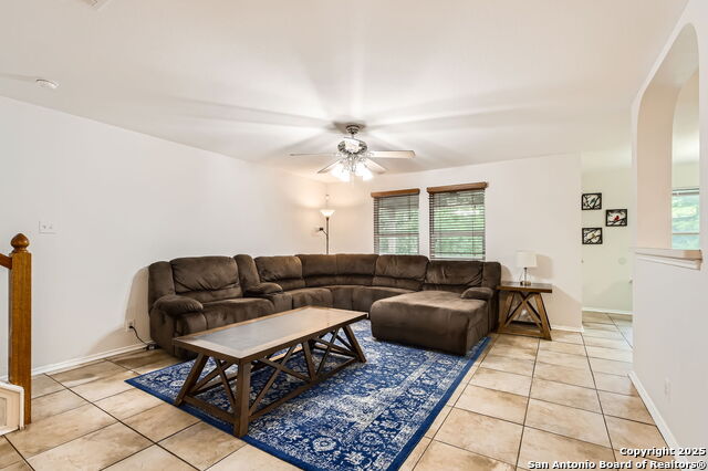 Listing photo id 1 for 10411 Tiger Paw