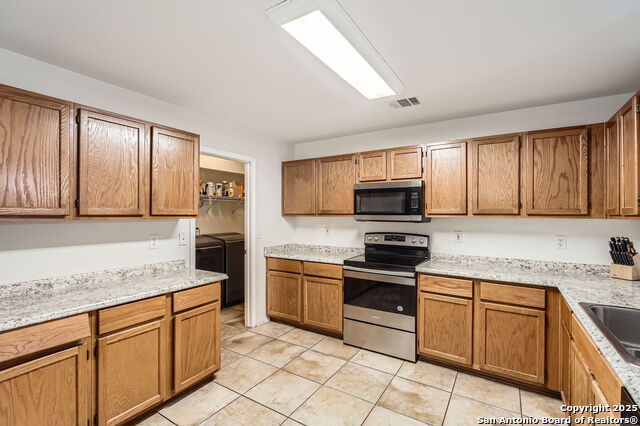 Listing photo id 6 for 10411 Tiger Paw
