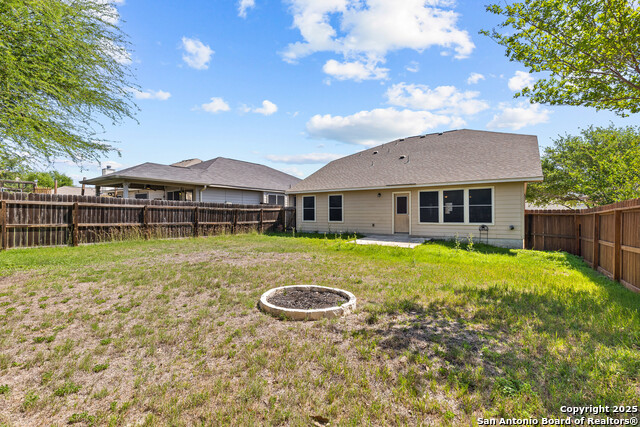 Image 36 of 41 For 3919 Maiden Way