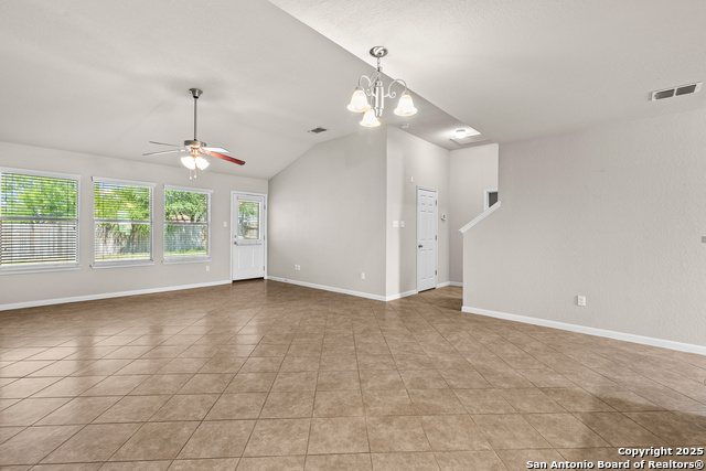 Image 8 of 41 For 3919 Maiden Way