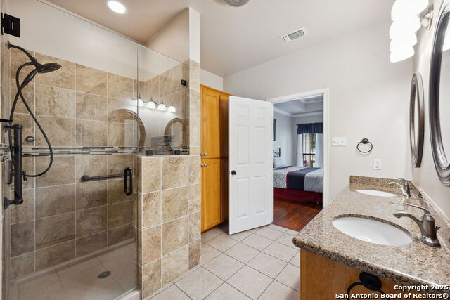Image 9 of 24 For 460 Shayla Lane