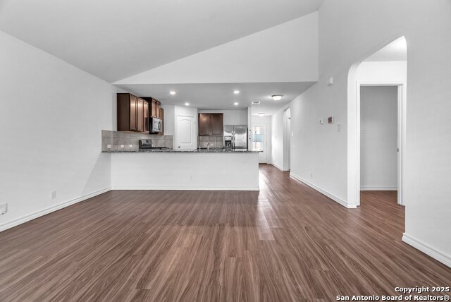 Listing photo id 21 for 2606 Yaupon Ranch