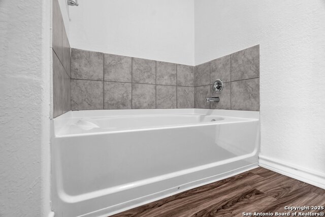 Listing photo id 28 for 2606 Yaupon Ranch