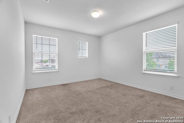 Listing photo id 39 for 2606 Yaupon Ranch