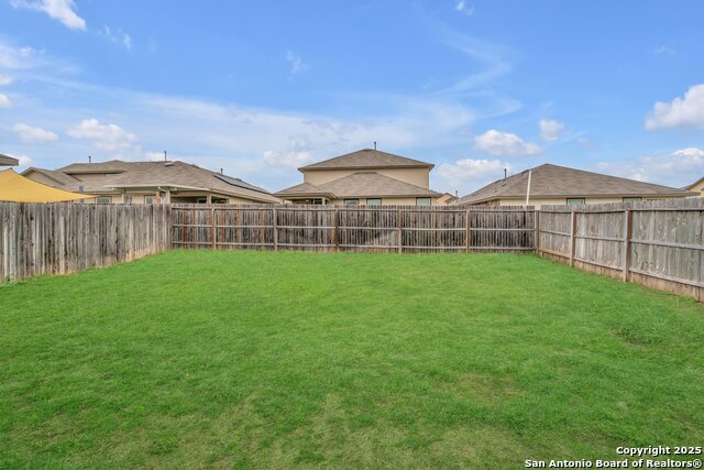 Listing photo id 43 for 2606 Yaupon Ranch