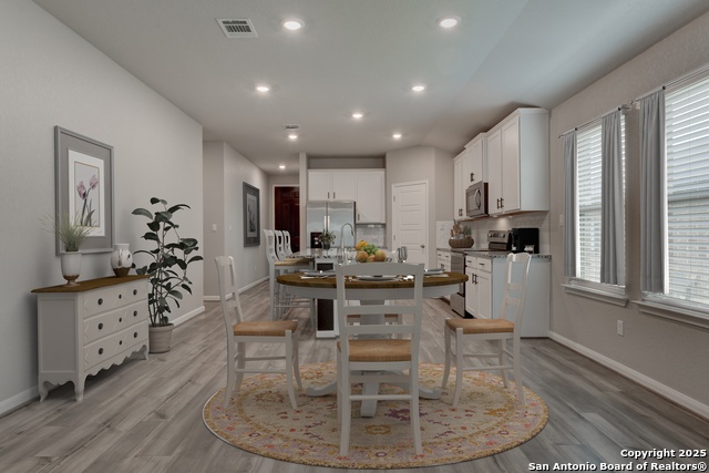 Listing photo id 12 for 3008 Sonoma