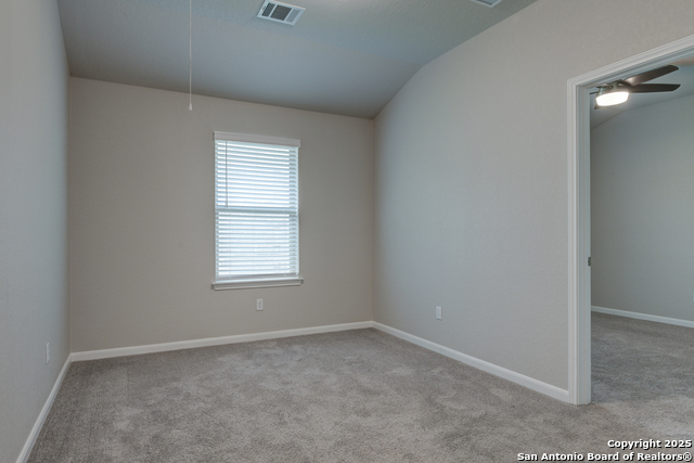 Listing photo id 16 for 3008 Sonoma