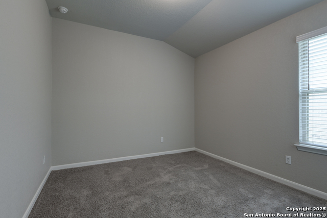 Listing photo id 19 for 3008 Sonoma