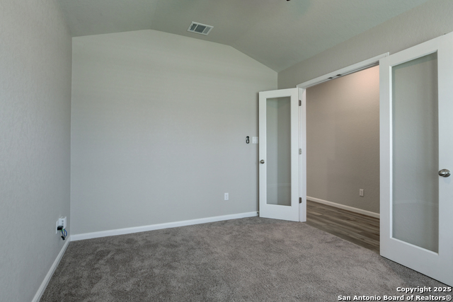 Listing photo id 4 for 3008 Sonoma