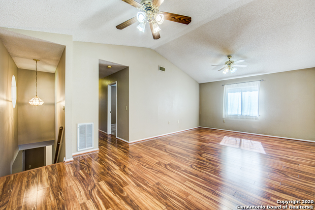 Image 17 of 25 For 8706 Collingwood