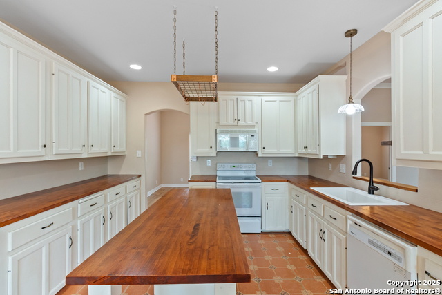 Image 10 of 41 For 29303 Sumpter Dr