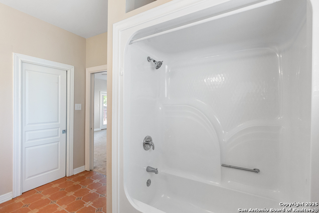 Image 27 of 41 For 29303 Sumpter Dr