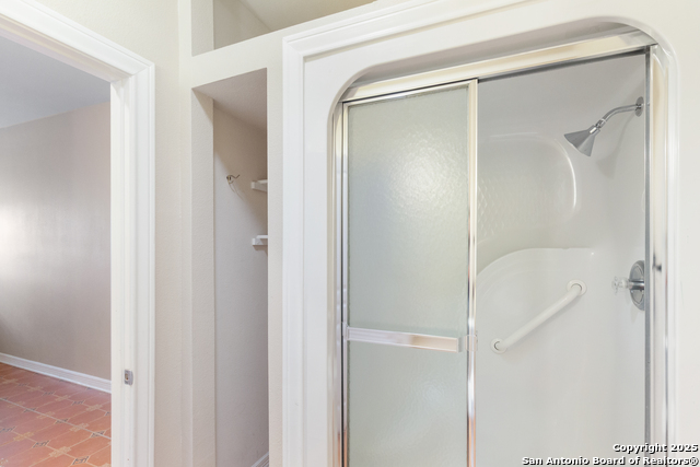 Image 31 of 41 For 29303 Sumpter Dr