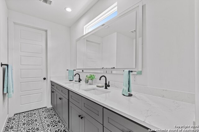 Image 21 of 43 For 537 Dusty Saddle